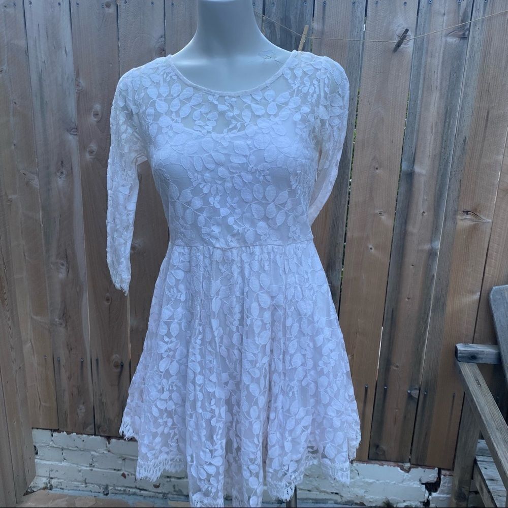 FREE PEOPLE Lace Babydoll Stretchy Fully Lined Sweetheart dress Cream White